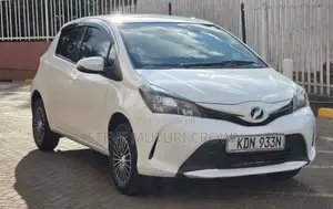 Toyota Vitz 2016 White