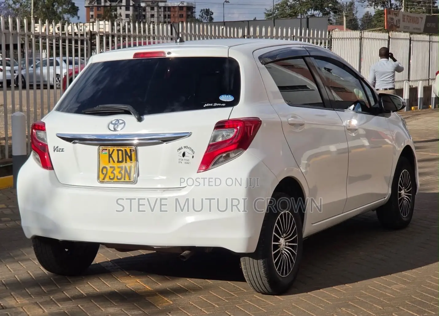 Toyota Vitz 2016 White