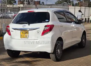 Toyota Vitz 2016 White