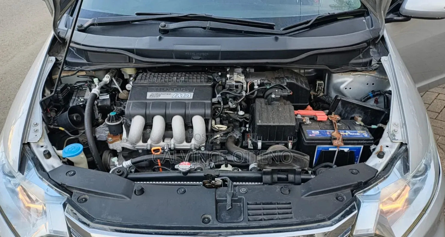 Honda Insight 2013 Silver