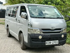 Toyota HiAce 2012 Silver