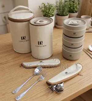 3x Stackable Food Containers (Lunch Box )