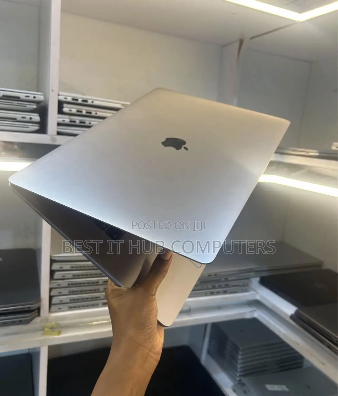 Laptop Apple MacBook Pro 2017 16GB Intel Core i7 SSD 256GB