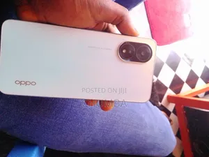 Oppo A18 64 GB White