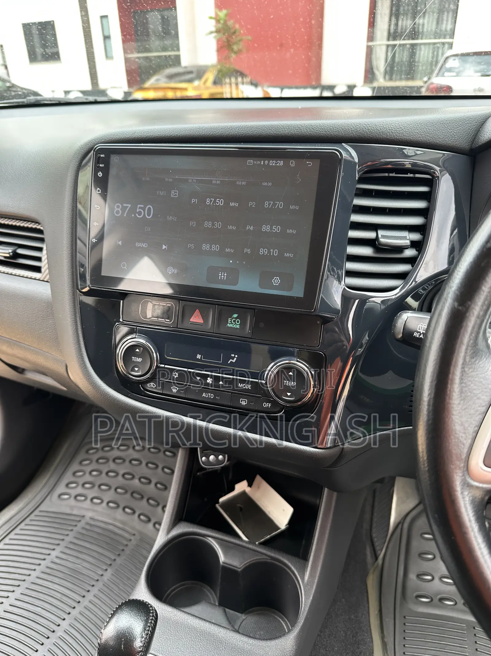 Mitsubishi Outlander 2015 Black