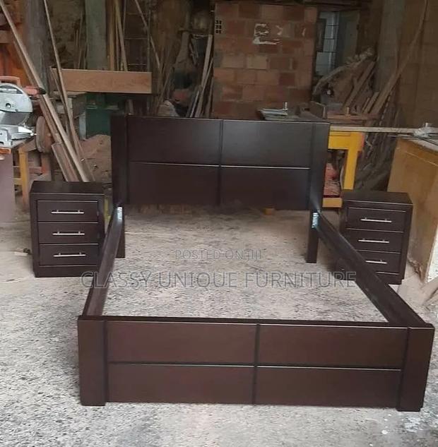5x6 Dark Bed With Two Drawers - main view