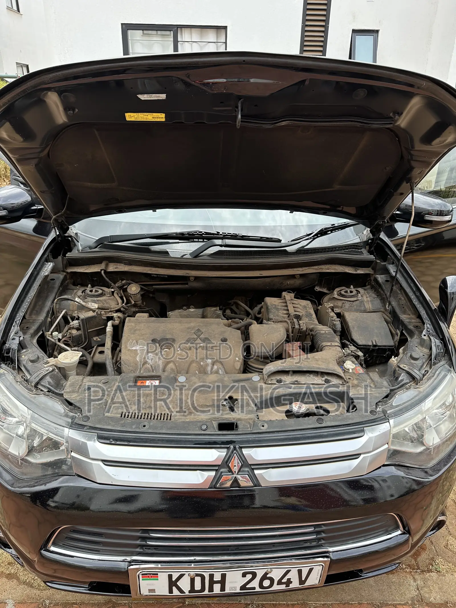 Mitsubishi Outlander 2015 Black