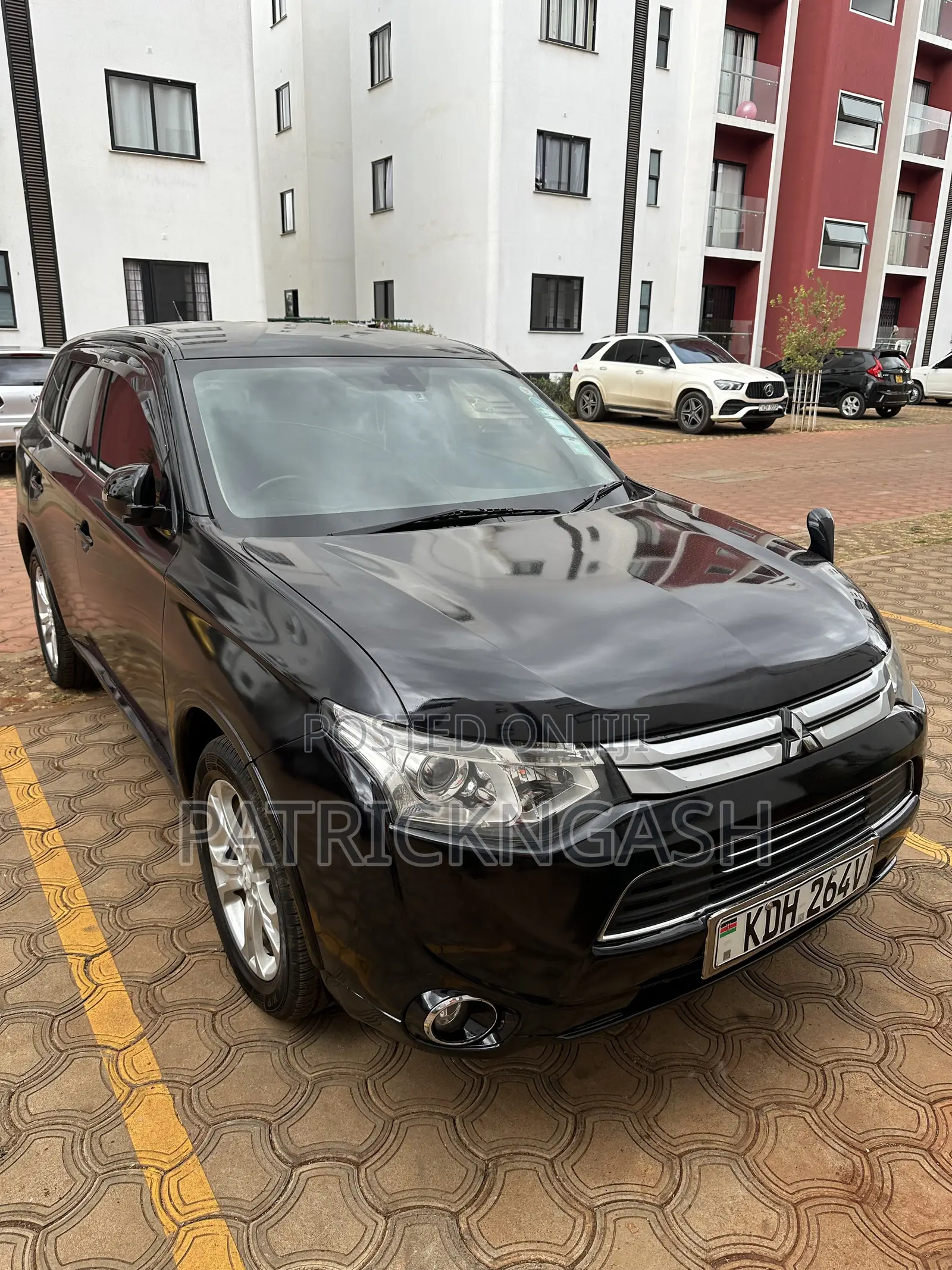 Mitsubishi Outlander 2015 Black