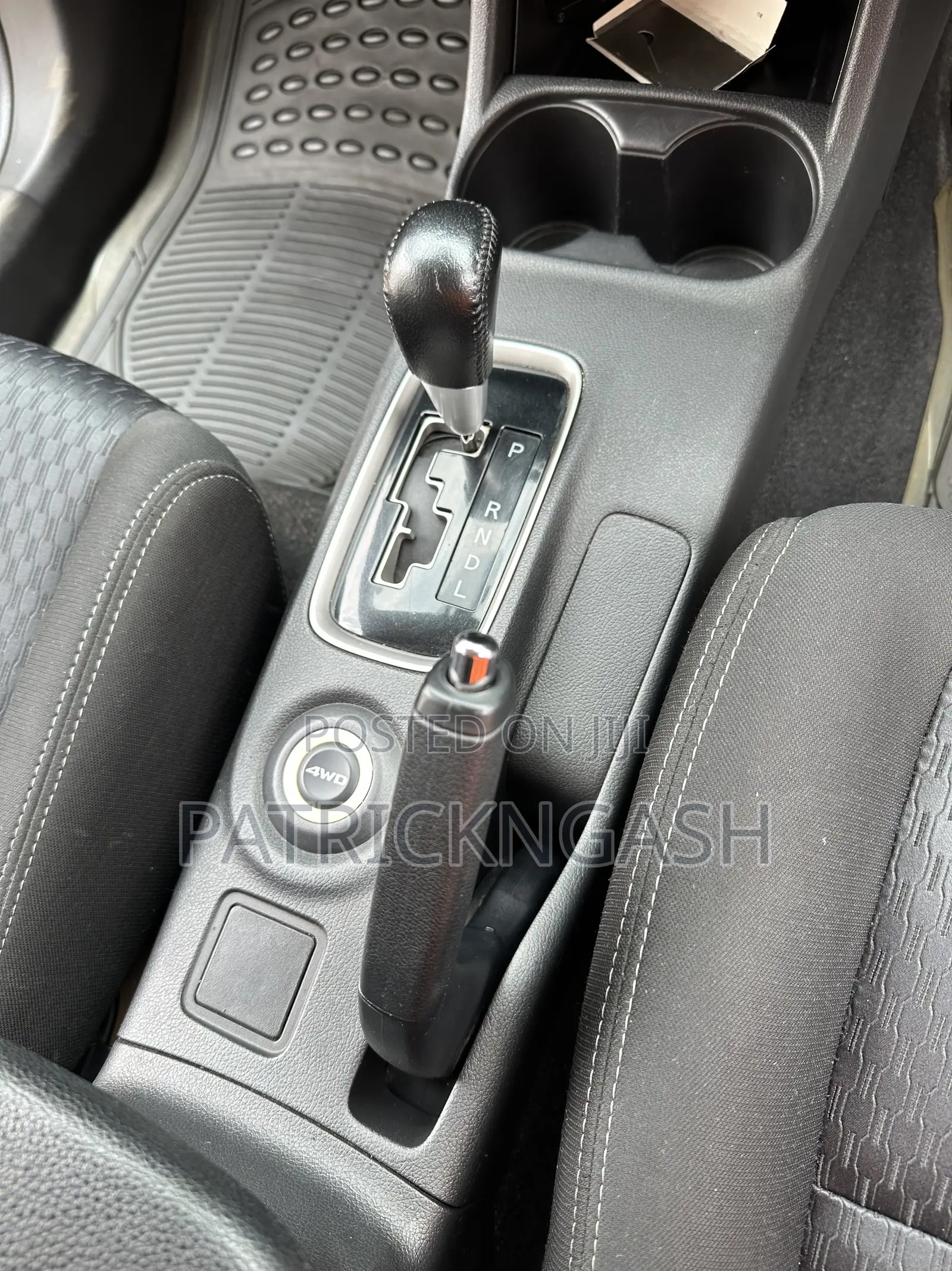 Mitsubishi Outlander 2015 Black
