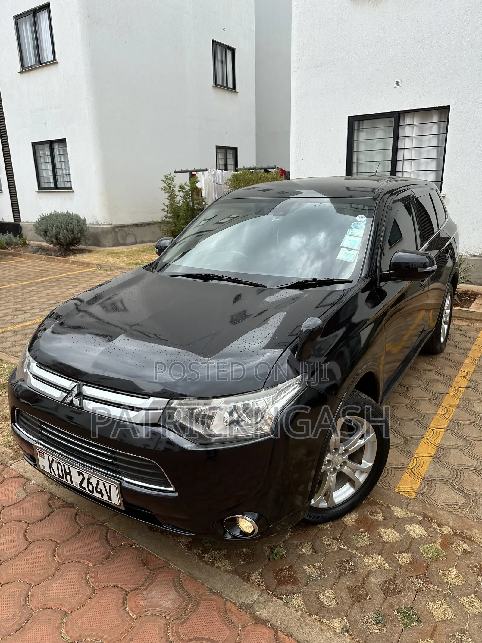 Mitsubishi Outlander 2015 Black