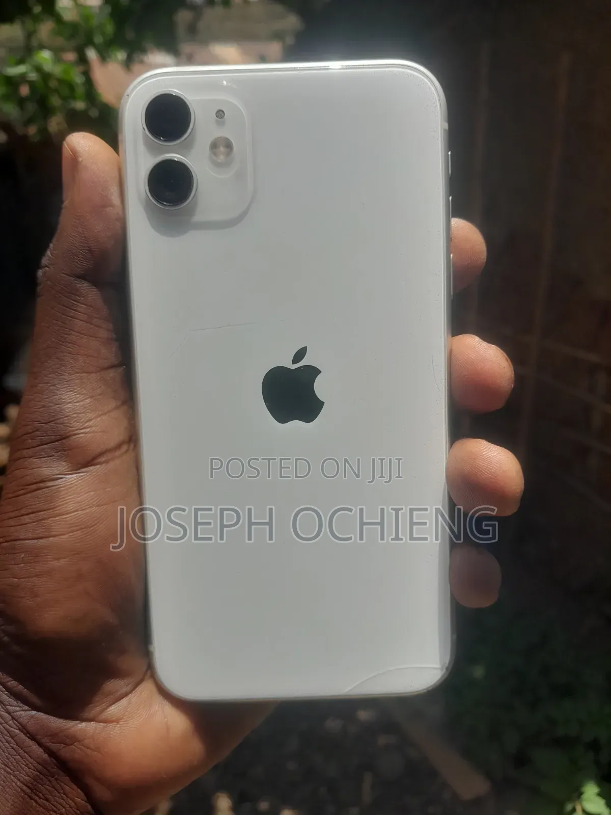 Apple iPhone 11 64 GB White
