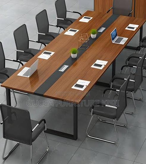 10 User Modern Conference Table - thumbnail 2