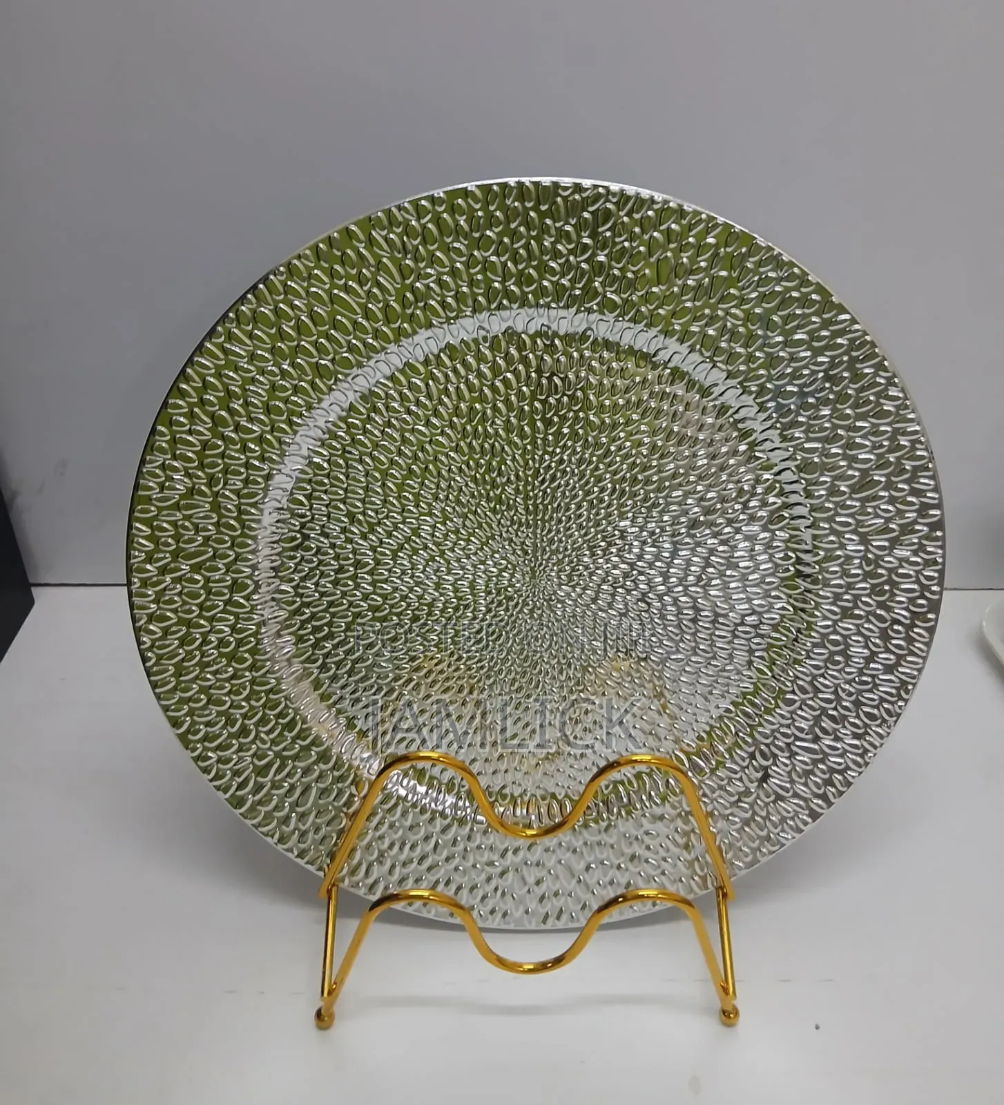 Classy Decorative Charger Plates 33cm Round Dinner Table Decor - Bz