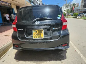 Nissan Note 2017 Black