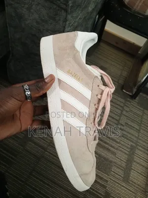 Adidas Gazelle Size 42