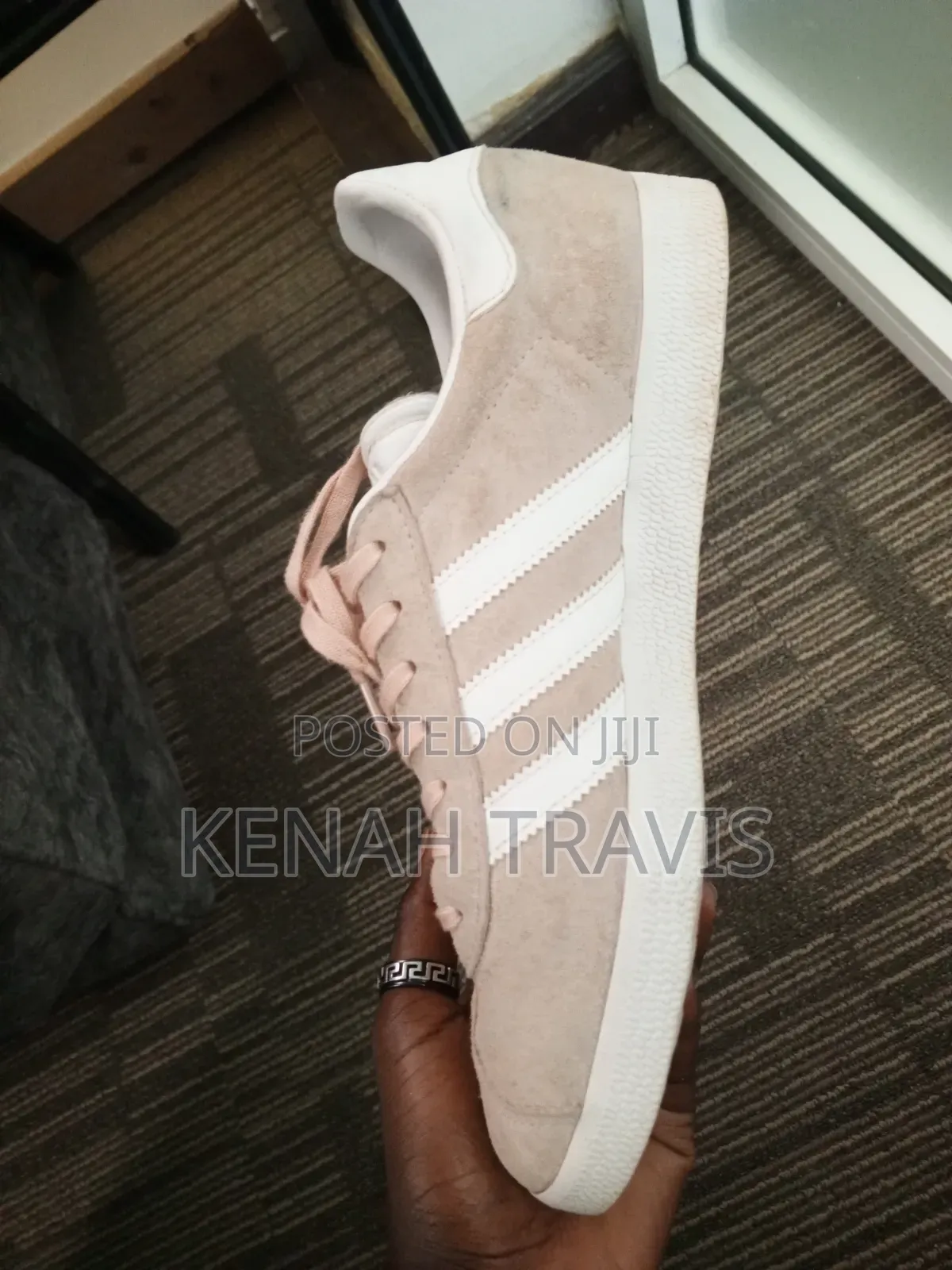 Adidas Gazelle Size 42