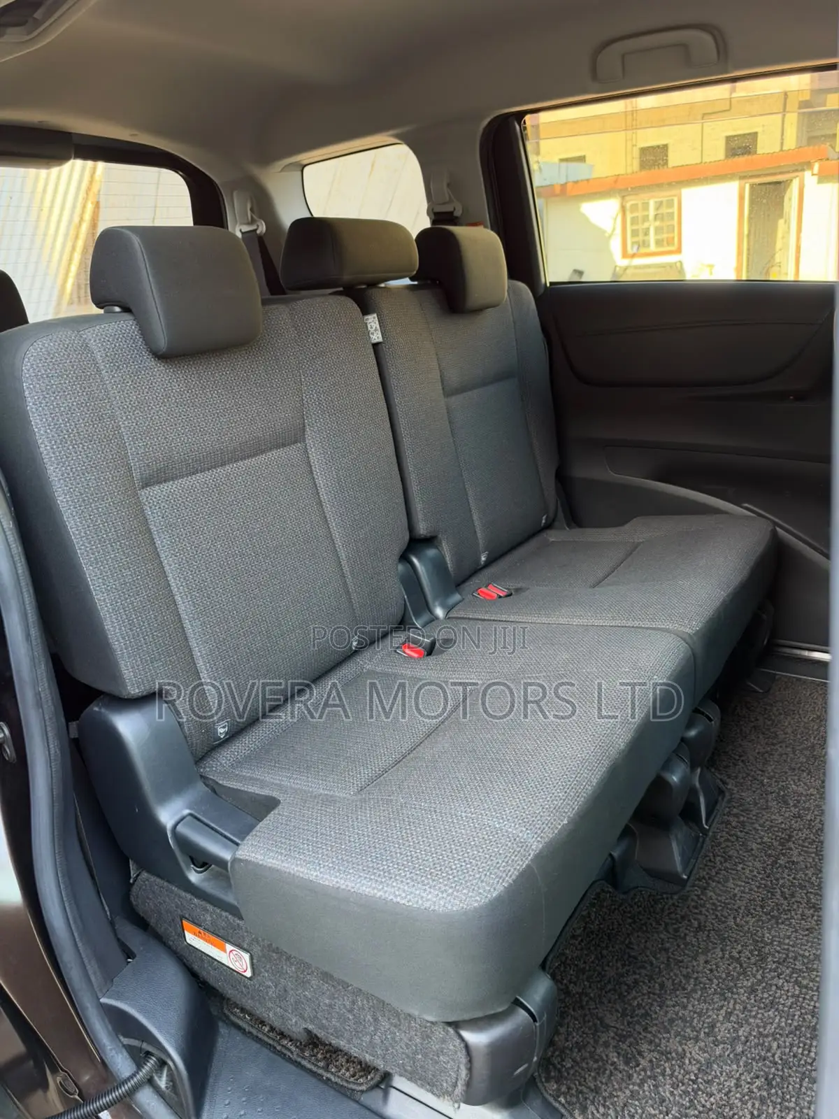 Toyota Sienta 2019 Brown