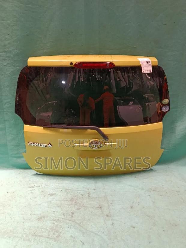 Tail GATE/boot TOYOTA SPADE NCP141 2014 - main view