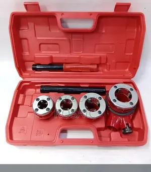 Die Stock Ratchet 
1⁄23⁄83⁄4 111⁄4