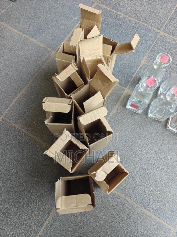 Display Perfume Bottles - thumbnail 3