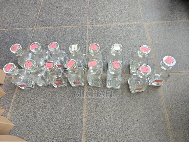 Display Perfume Bottles - main view