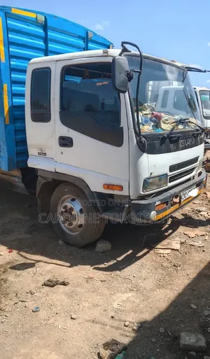 Isuzu FRR 33