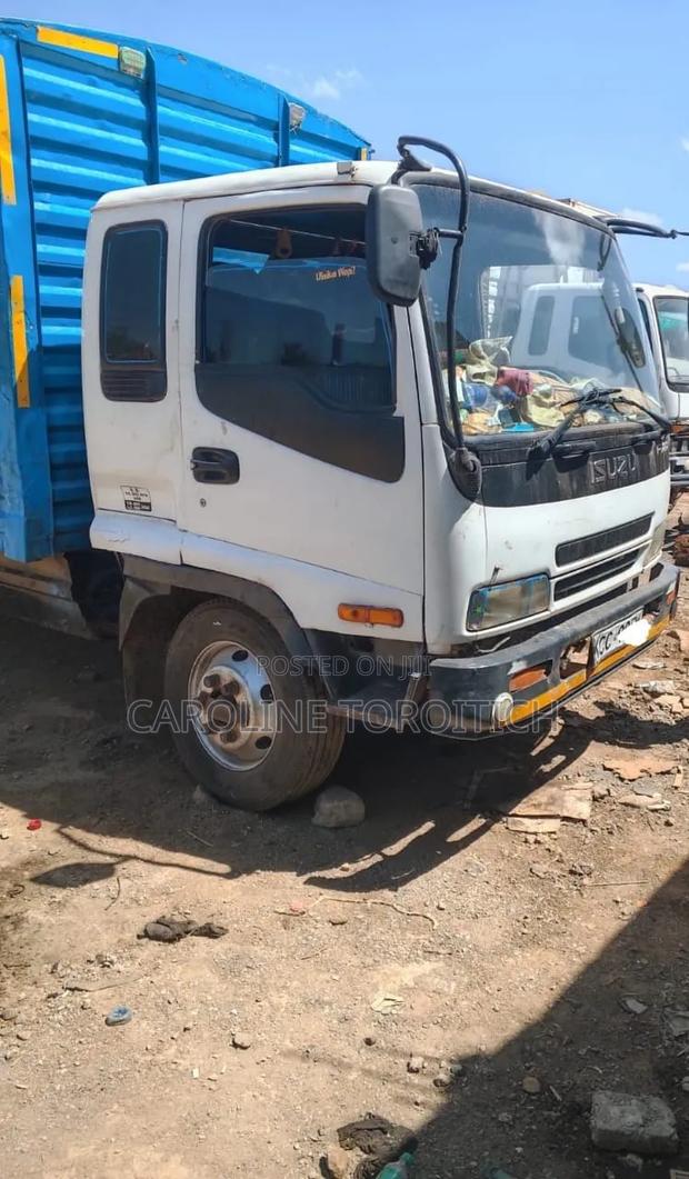 Isuzu FRR 33 - thumbnail 2