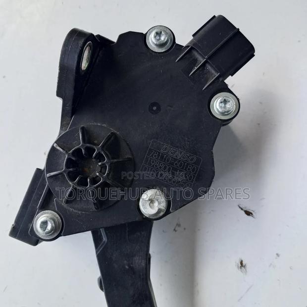 Toyota Landcruiser 2016 Accelerator Pedal Sensor - main view