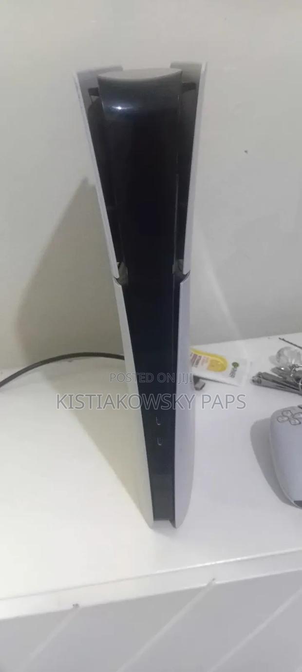 Ps5 Slim Digital Edition - main view