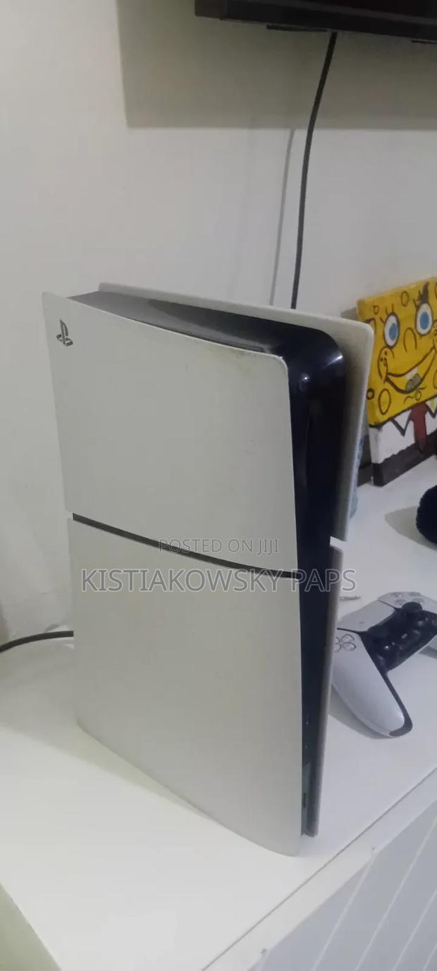 Ps5 Slim Digital Edition - thumbnail 3