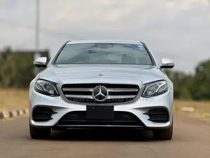 Mercedes-Benz E200 2019 Silver
