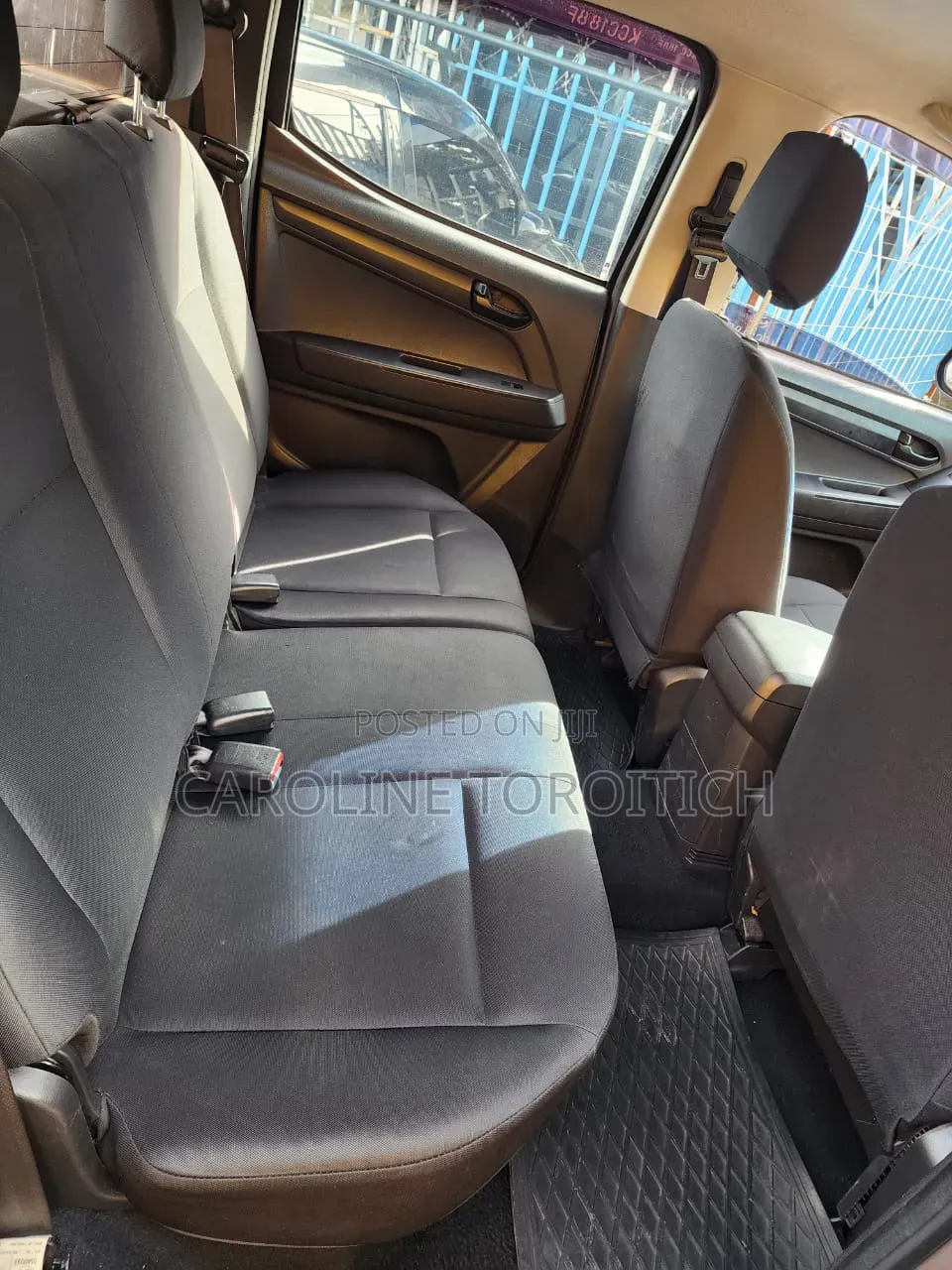 Isuzu D-MAX 2015 Gray
