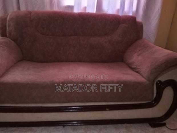 Three Seater Sofa - thumbnail 3