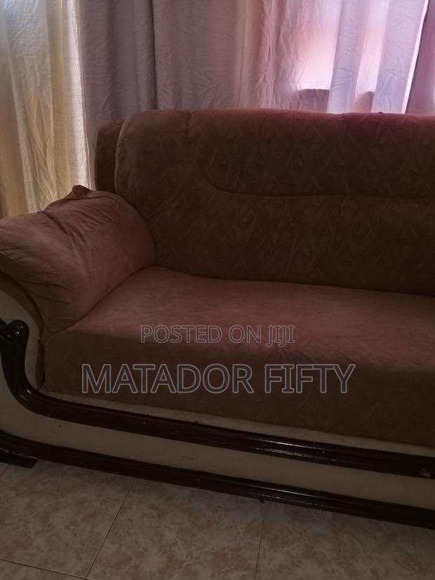 Three Seater Sofa - thumbnail 5