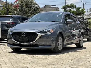 Mazda 2 2020 Gray