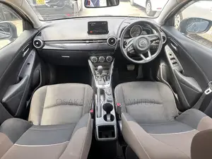 Mazda 2 2020 Gray