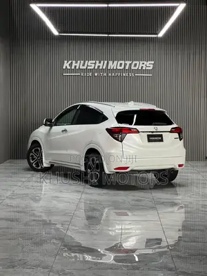 Honda Vezel 2019 White