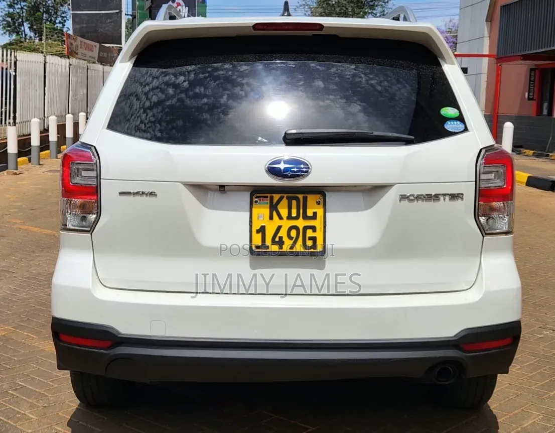 Subaru Forester 2.0XT Premium AWD 2016 White