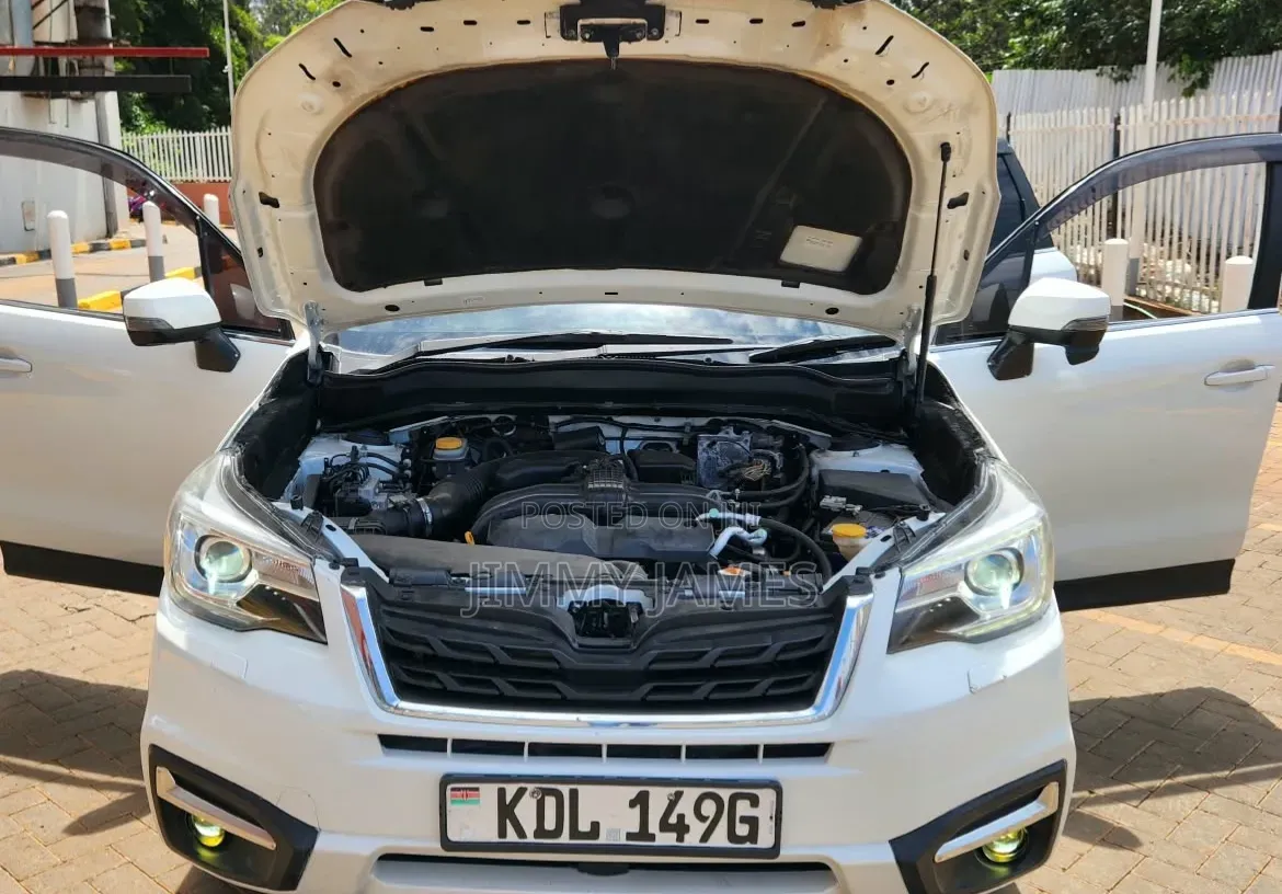 Subaru Forester 2.0XT Premium AWD 2016 White