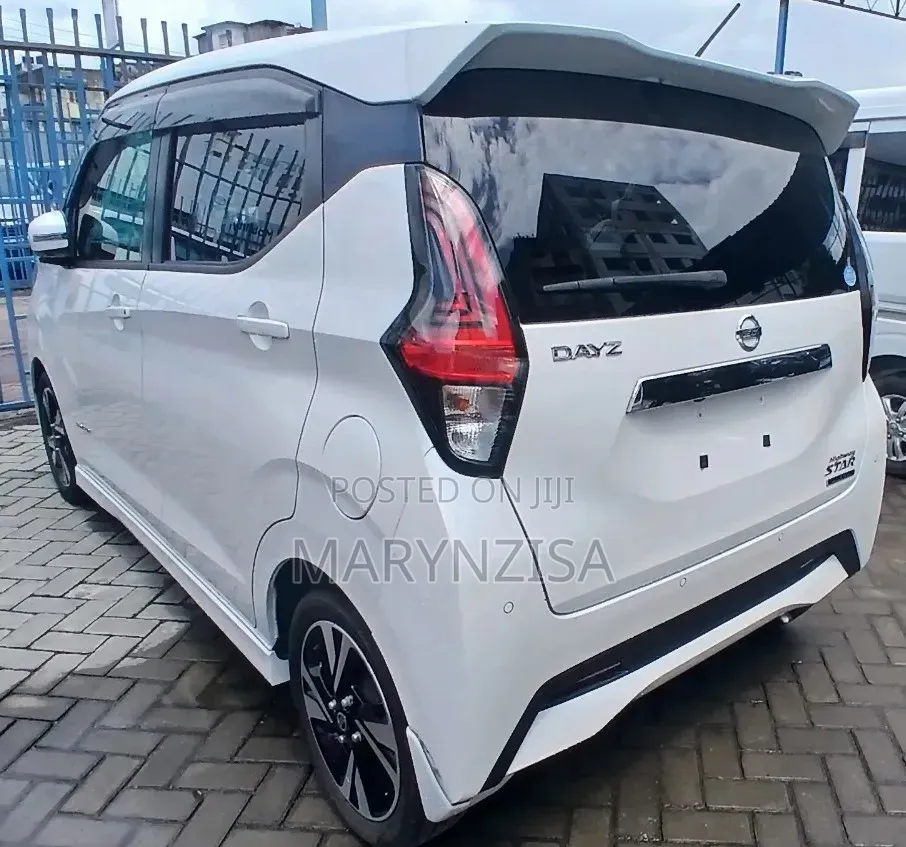 Nissan Dayz 2020 White