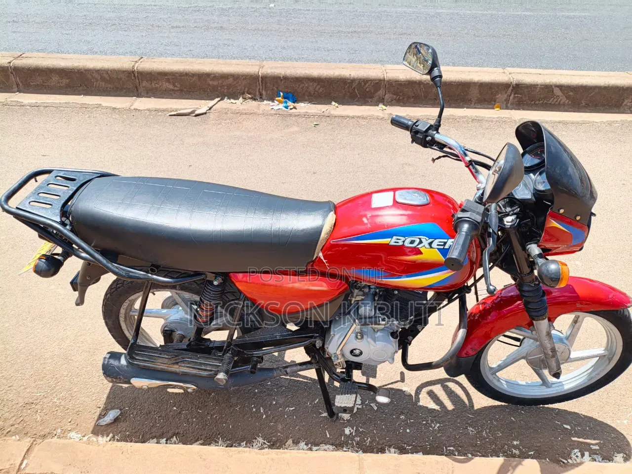 Bajaj Boxer 125 2025 Red