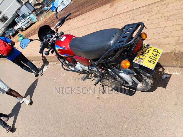Bajaj Boxer 125 2025 Red - thumbnail 8