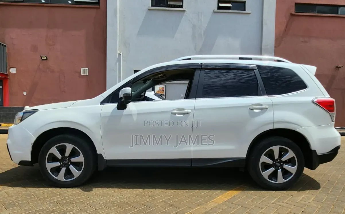 Subaru Forester 2.0XT Premium AWD 2016 White