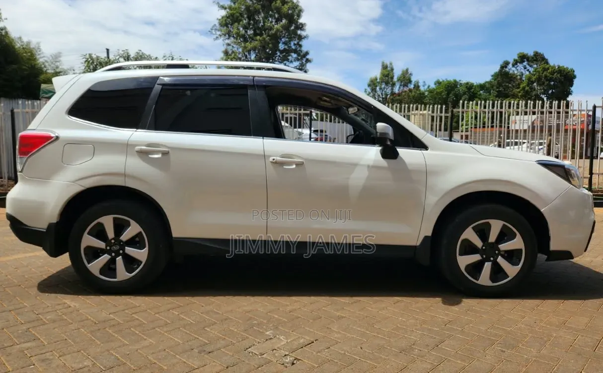 Subaru Forester 2.0XT Premium AWD 2016 White