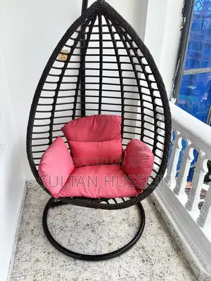 Swinging Chair