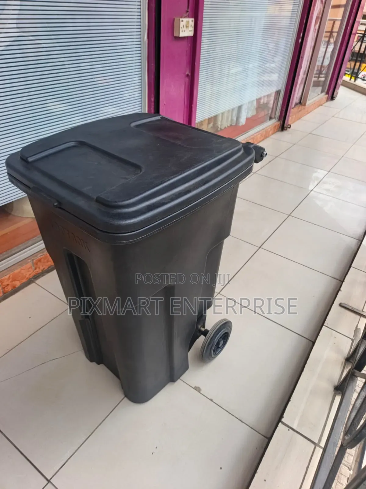Waste Bin With Wheels 12L