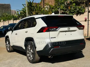 Toyota RAV4 2020 White