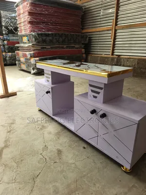 Brand New Istanbul 4 Feet TV Unit – Marble & Gold Trim