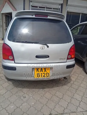 Toyota Corolla Spacio 2000 Silver