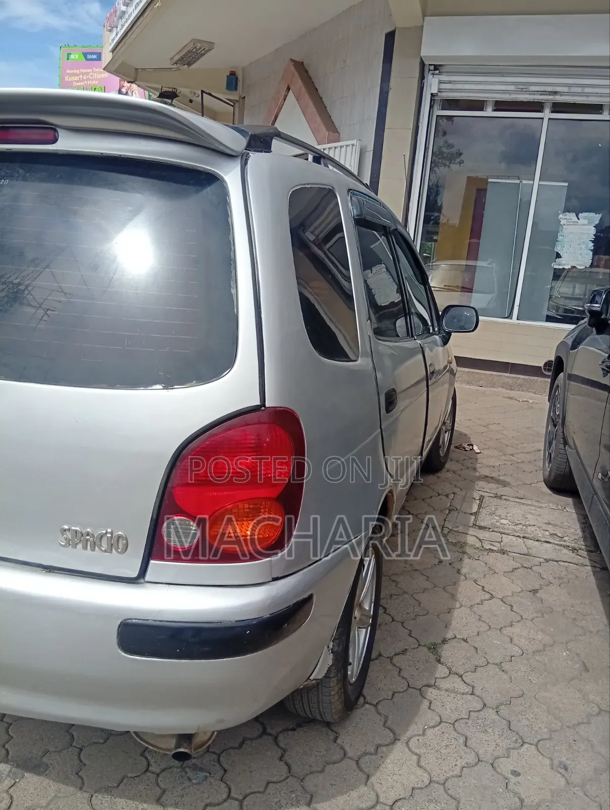 Toyota Corolla Spacio 2000 Silver